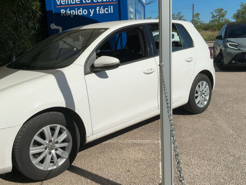 Volkswagen Golf VI 1.6 TDI Advance BlueMotion Tech 2011 – снимка 2