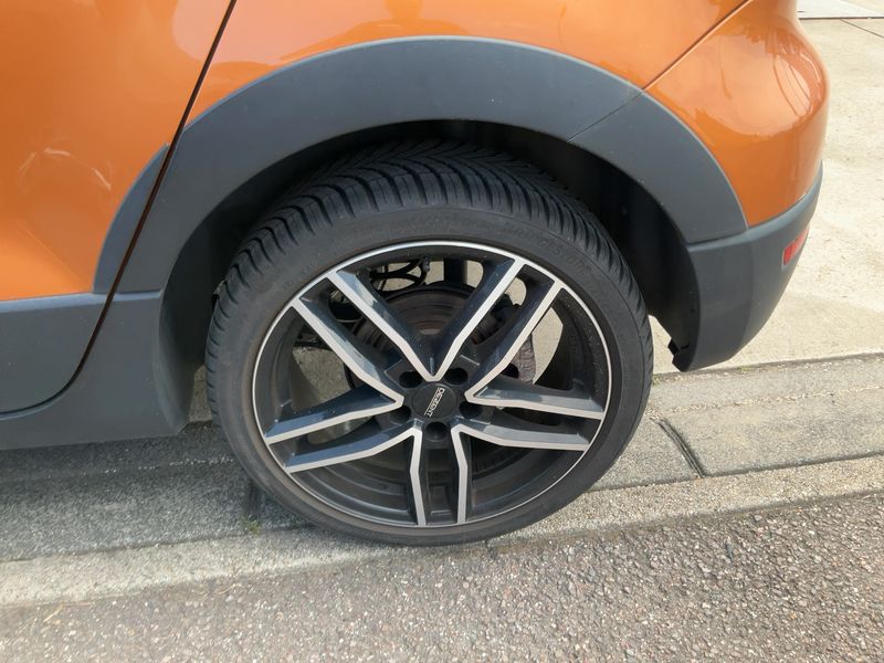 Volkswagen Polo 1.2 TSI CrossPolo BlueMotion Tech 2015 – снимка 5