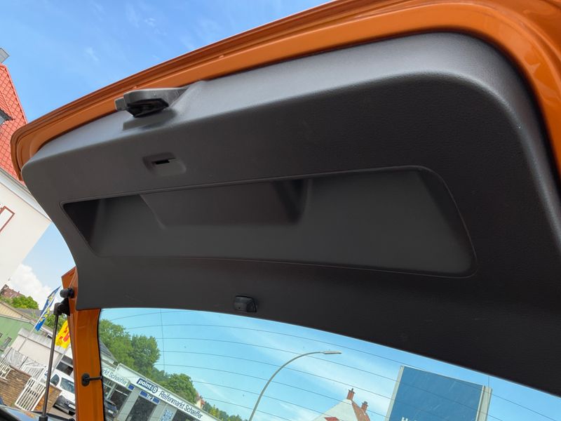 Volkswagen Polo 1.2 TSI CrossPolo BlueMotion Tech 2015 – снимка 25