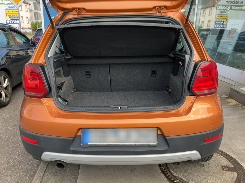 Volkswagen Polo 1.2 TSI CrossPolo BlueMotion Tech 2015 – снимка 15