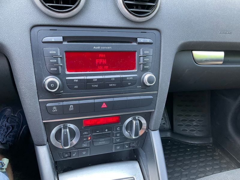 Audi A3 Sportback 1.6 TDI S line Sportpaket 2011 – снимка 25