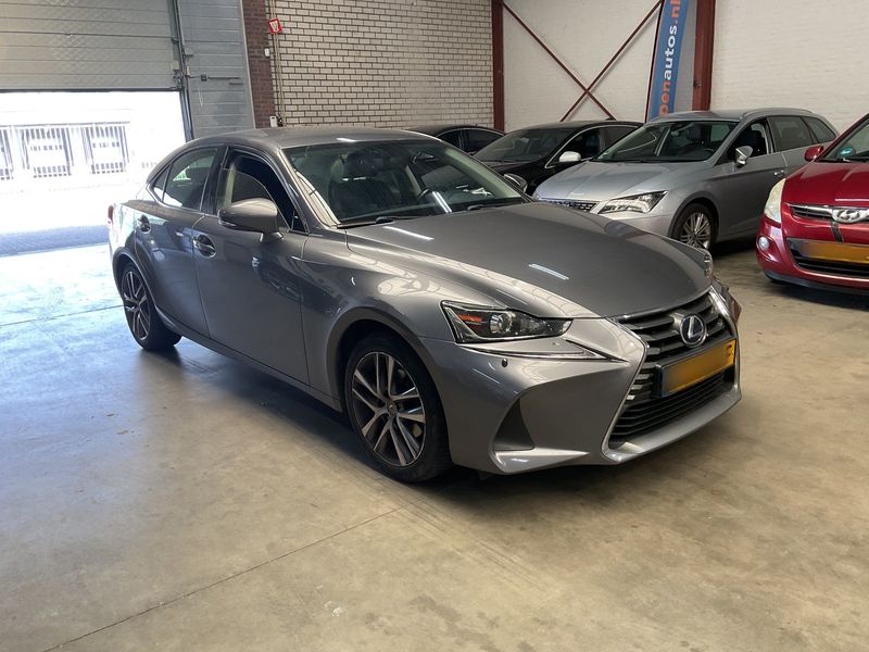 Lexus IS-Serie IS 300h Business 2017 – снимка 12
