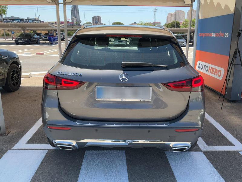 Mercedes-Benz GLA-Klasse GLA 200 d Progressive 2022 – снимка 7