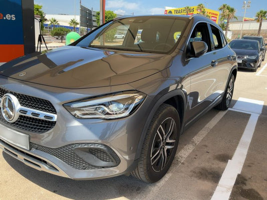 Mercedes-Benz GLA-Klasse GLA 200 d Progressive 2022 – снимка 2
