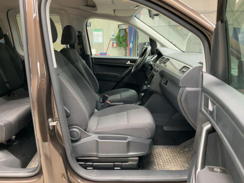 Volkswagen Caddy 2.0 TDI Trendline 4Motion BlueMotion Tech 2016 – снимка 17