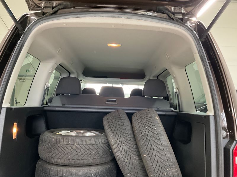 Volkswagen Caddy 2.0 TDI Trendline 4Motion BlueMotion Tech 2016 – снимка 22