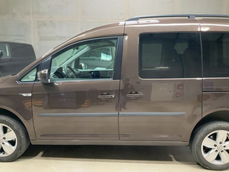 Volkswagen Caddy 2.0 TDI Trendline 4Motion BlueMotion Tech 2016 – снимка 4