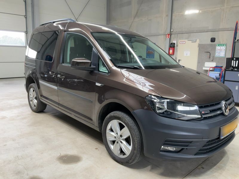 Volkswagen Caddy 2.0 TDI Trendline 4Motion BlueMotion Tech 2016 – снимка 12