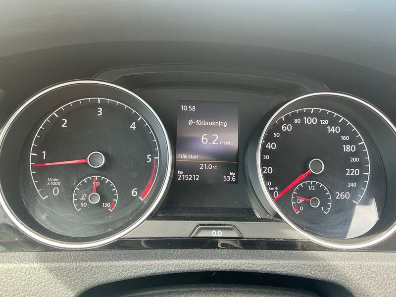 Volkswagen Golf VII 2.0 TDI Highline BlueMotion Tech 2013 – снимка 19
