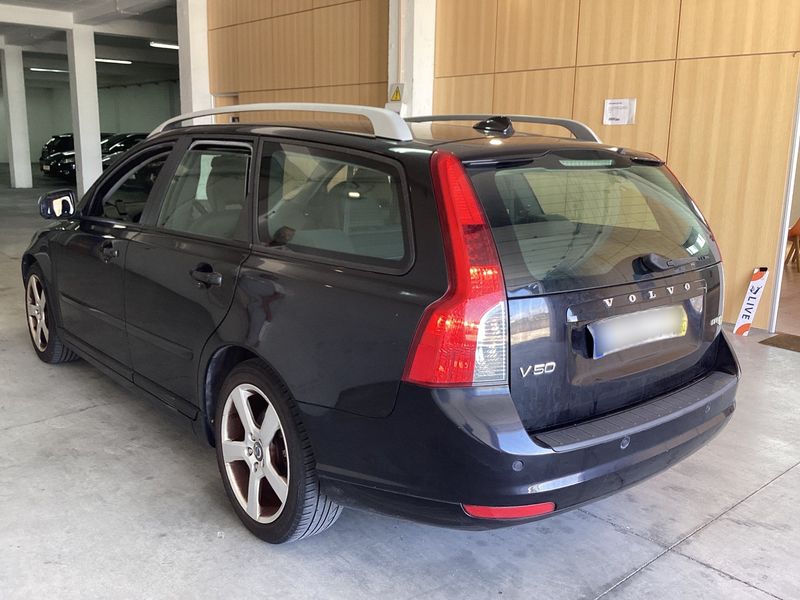 Volvo V50 1.6 DRIVe Edition R-Design 2012 – снимка 6