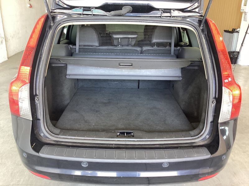 Volvo V50 1.6 DRIVe Edition R-Design 2012 – снимка 15