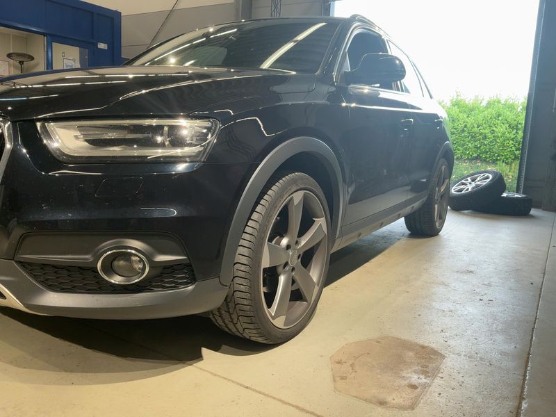 Audi Q3 2.0 TDI quattro 2014 – снимка 2