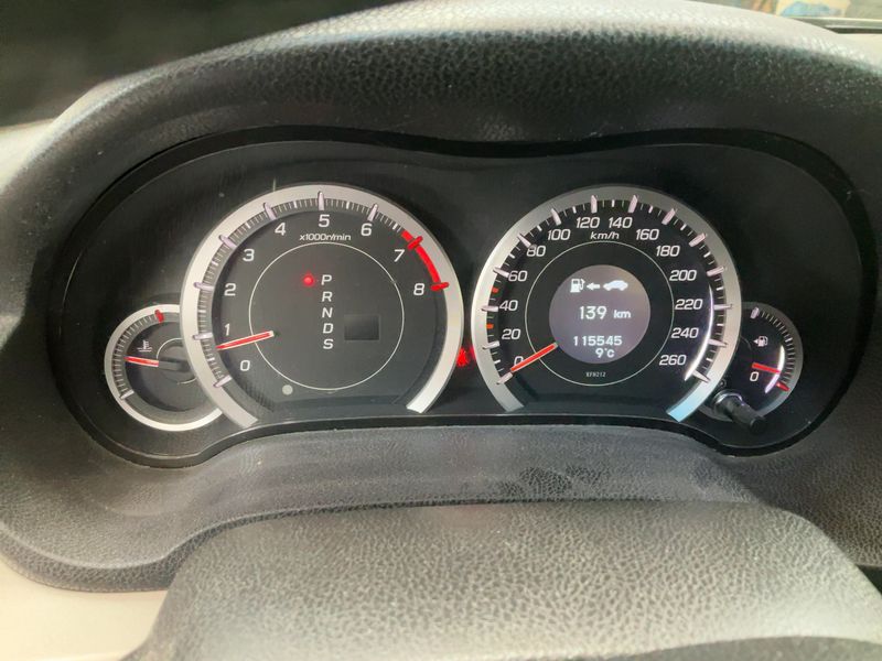 Honda Accord 2.0 Elegance 2010 – снимка 18