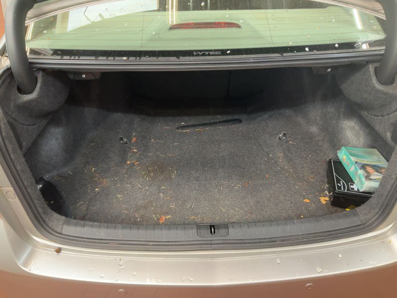 Honda Accord 2.0 Elegance 2010 – снимка 15