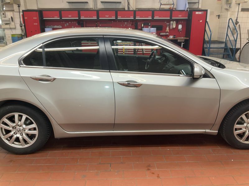 Honda Accord 2.0 Elegance 2010 – снимка 10