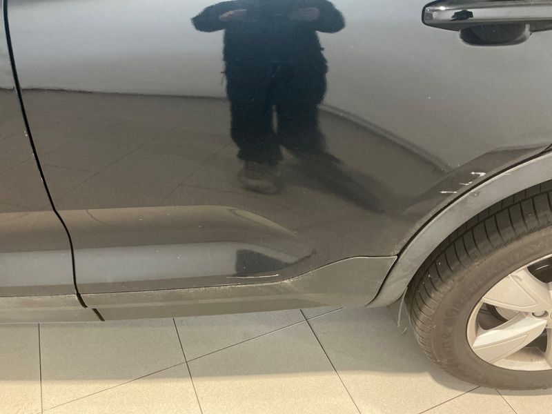 Volvo XC40 1.5 T3 Momentum Core 2WD 2020 – снимка 31