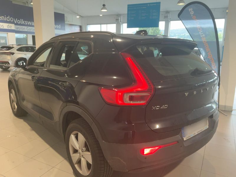 Volvo XC40 1.5 T3 Momentum Core 2WD 2020 – снимка 6