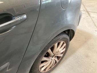 Citroen C4 Picasso 1.6 HDi Confort 2013 – снимка на щета 17
