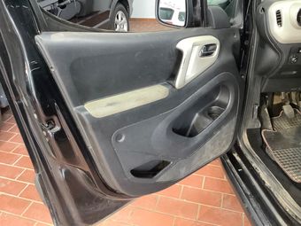Citroen Berlingo 1.6 HDi XTR 2012 – снимка на щета 8