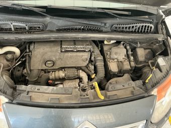 Citroen C3 Picasso 1.6 Blue-HDi Business Combi 2017 – снимка 17