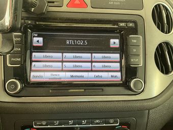 Volkswagen Tiguan 2.0 TDI Sport & Style 4Motion 2011 – снимка 43