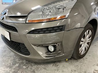 Citroen C4 Picasso 1.6 HDi Classique 2010 – снимка на щета 30