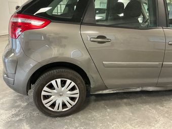 Citroen C4 Picasso 1.6 HDi Classique 2010 – снимка на щета 22