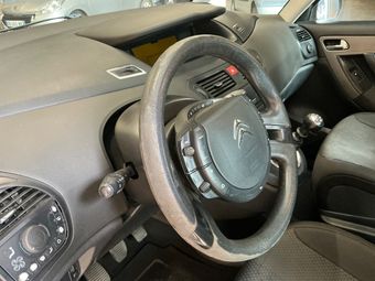 Citroen C4 Picasso 1.6 HDi Attraction 2012 – снимка на щета 16