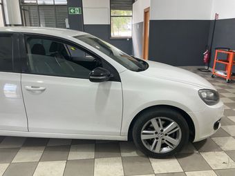 Volkswagen Golf VI 2.0 TDI Comfortline 4Motion 2012 – снимка на щета 15