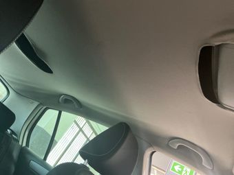 Volkswagen Golf VI 2.0 TDI Comfortline 4Motion 2012 – снимка на щета 20