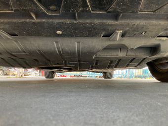 Volkswagen Passat 2.0 TDI R-Line 2010 – снимка 32