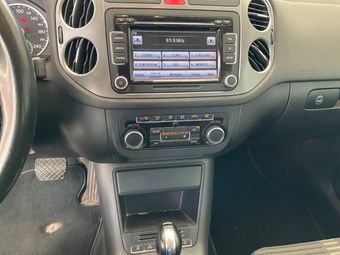 Volkswagen Tiguan 2.0 TDI Sport 2011 – снимка на щета 60