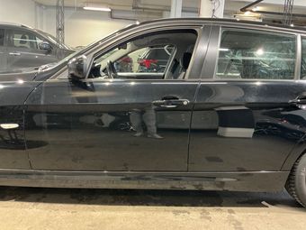 BMW 3er 316d 2010 – снимка на щета 13