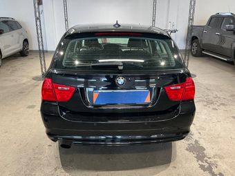 BMW 3er 316d 2010 – снимка на щета 15