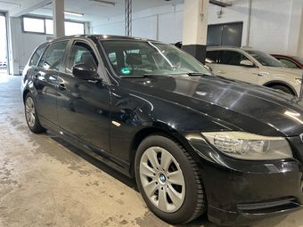 BMW 3er 316d 2010 – снимка на щета 10
