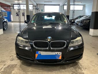 BMW 3er 316d 2010 – снимка на щета 21