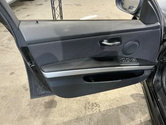 BMW 3er 316d 2010 – снимка на щета 28