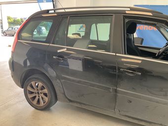 Citroen C4 Grand Picasso 1.6 HDi Business 2013 – снимка на щета 23