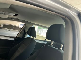 Volkswagen Golf VI 2.0 TDI Carat BlueMotion Tech 2010 – снимка на щета 21