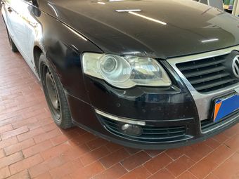 Volkswagen Passat 2.0 TDI Sportline 2010 – снимка на щета 22