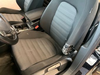 Volkswagen Passat 2.0 TDI Sportline 2010 – снимка на щета 25