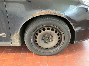 Volkswagen Passat 2.0 TDI Sportline 2010 – снимка на щета 21