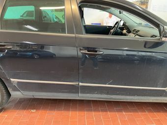 Volkswagen Passat 2.0 TDI Sportline 2010 – снимка на щета 20