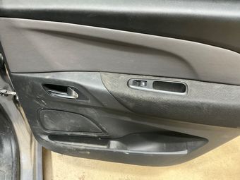 Citroen C4 Picasso 1.6 Blue-HDi Business + 2017 – снимка на щета 29