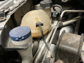 Citroen C4 1.6 HDi Confort 2010 – снимка на щета 12