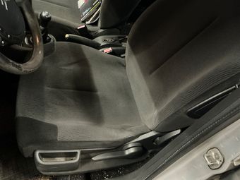 Citroen C4 1.6 HDi Confort 2010 – снимка на щета 25