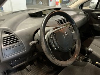 Citroen C4 1.6 HDi Confort 2010 – снимка на щета 35