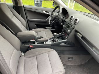 Audi A3 Sportback 1.6 TDIe Attraction 2011 – снимка на щета 29