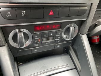 Audi A3 Sportback 1.6 TDIe Attraction 2011 – снимка на щета 30
