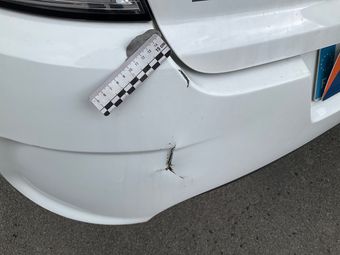 Citroen C4 1.6 Blue-HDi Societe Live 2015 – снимка на щета 19